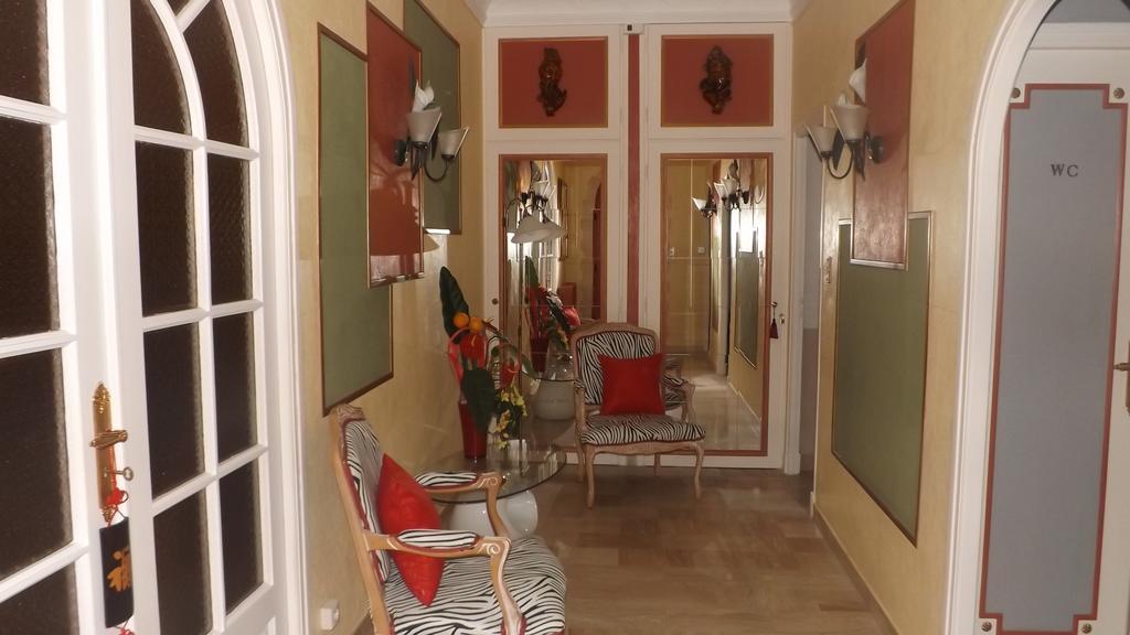 La Gentoliere Bed & Breakfast Pollestres ภายนอก รูปภาพ