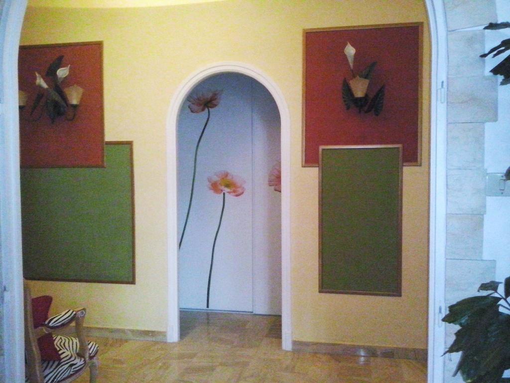 La Gentoliere Bed & Breakfast Pollestres ภายนอก รูปภาพ