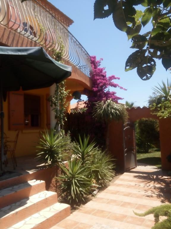 La Gentoliere Bed & Breakfast Pollestres ภายนอก รูปภาพ